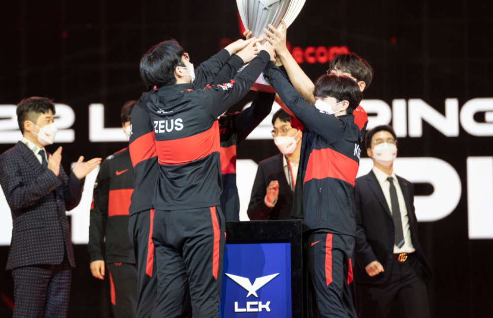 关于BRO轻取GEN，Keria拿下关键大龙顶尖较量入围赛，点燃全场激情的信息