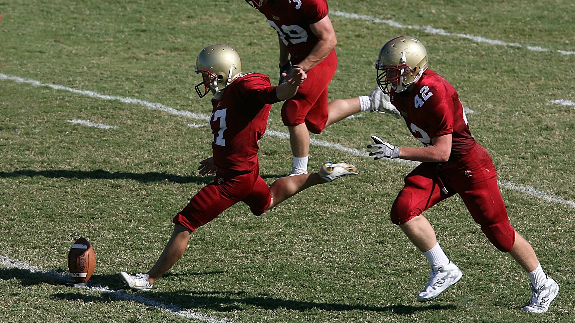 尤文基因闪耀世界杯！斑马军团双星导演碾压局，洪都拉斯战术完败暴露中北美断层